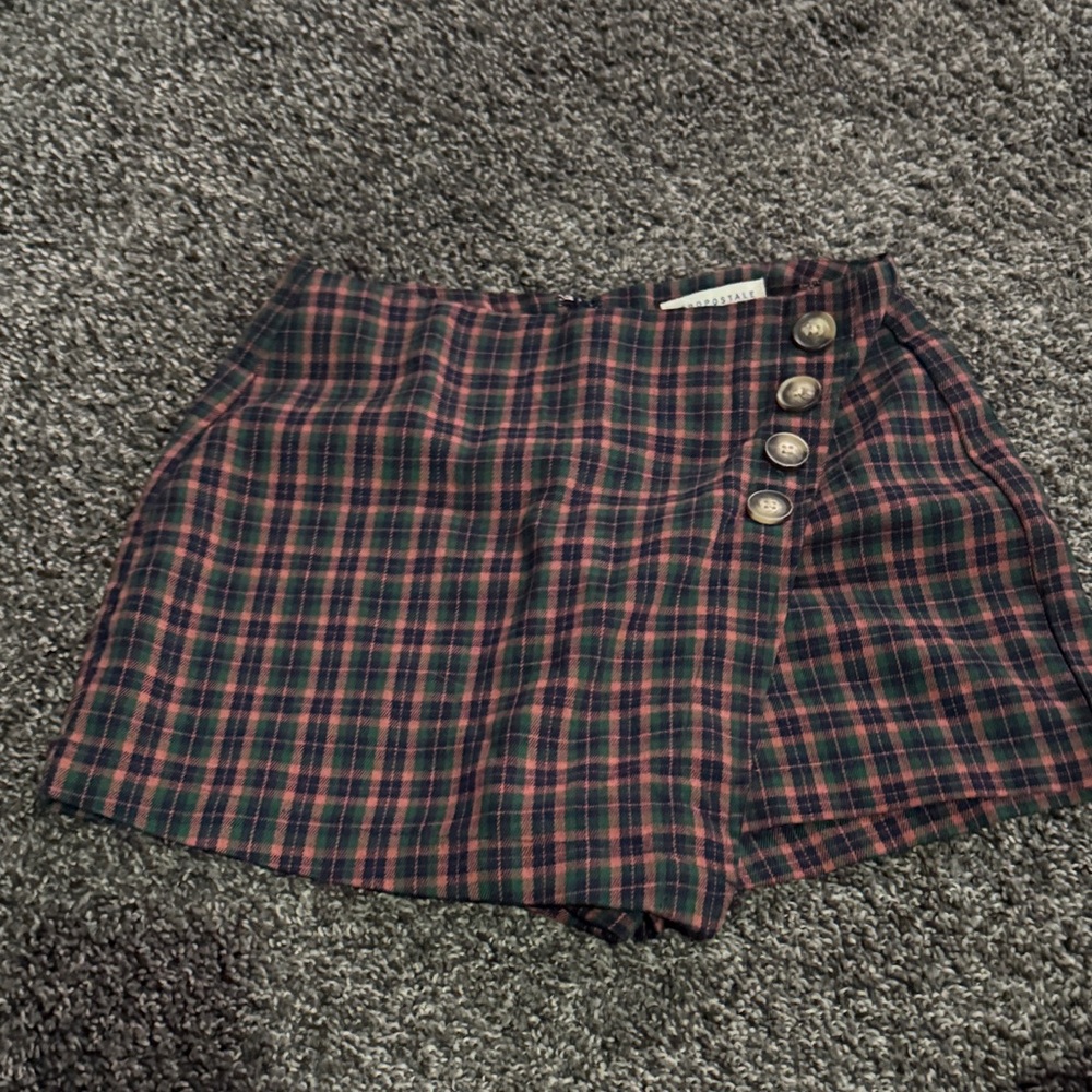Aeropostale Plaid Button Skort